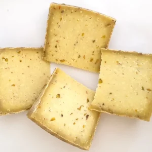Queso de Oveja con Pistachos