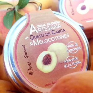 Crema de Queso Artesana con Queso de cabra con  melocotones e higos