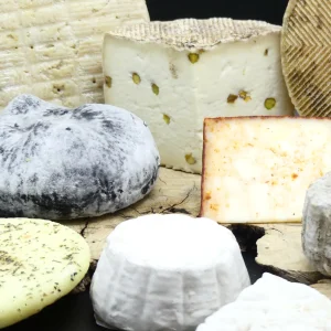 Lee más sobre el artículo Queso Artesanal: Un Sabor Único e Inigualable